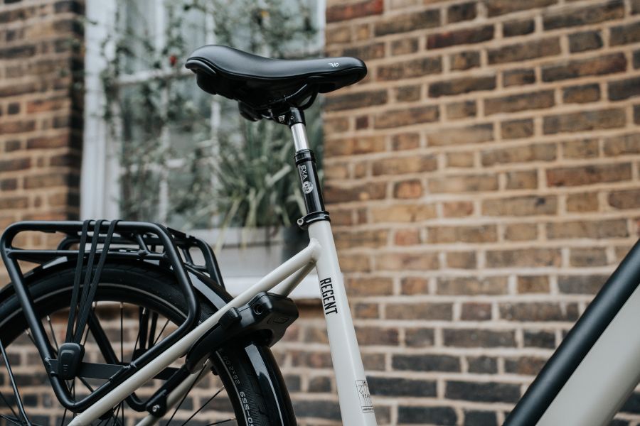 Rear view of VOLT Regent e-bike showing pannier rack and mudguards, available at Leith Cycle Co Edinburgh